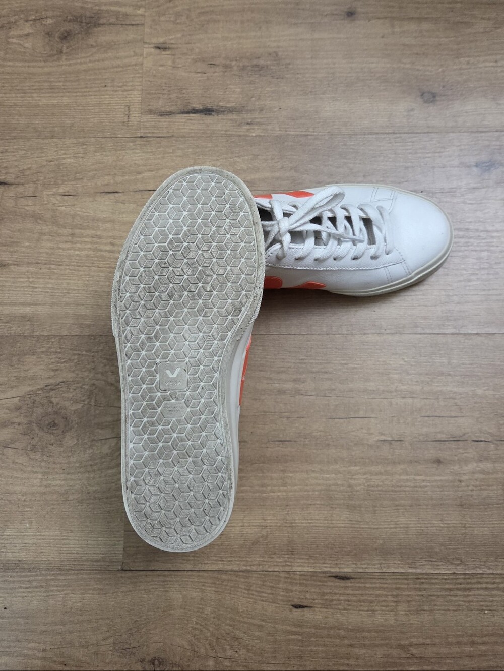 VEJA Campo Leather White, Orange Fluo Sneakers - Picture 13 of 13
